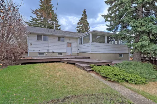 Calgary, AB T2L 2B8,4311 19 ST NW