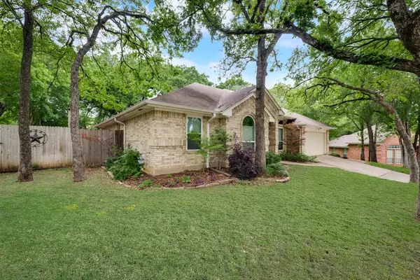 Hurst, TX 76053,429 Twin Creek Drive