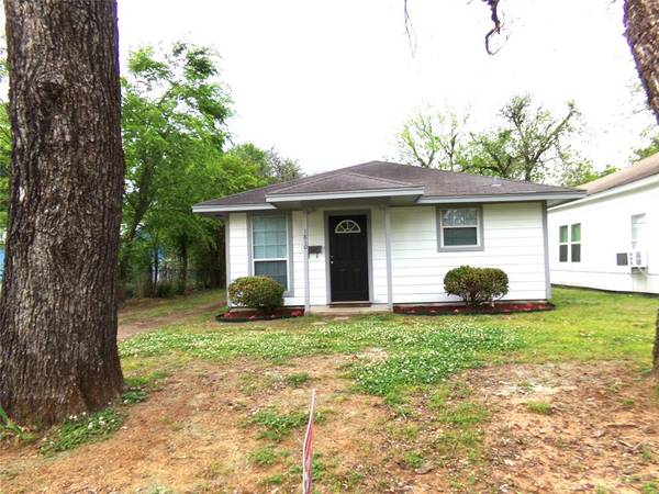 1810 MAPLE Avenue, Paris, TX 75460