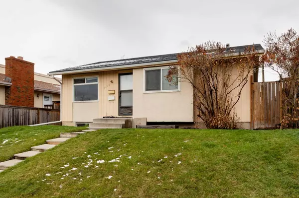 Calgary, AB T2A 4H8,1183 Marcombe CRES NE