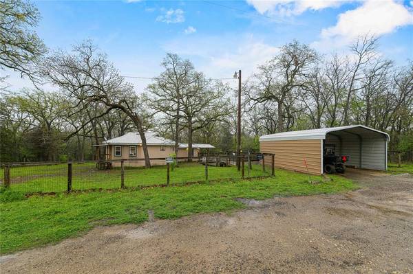 10927 Lakeview Trail, Quinlan, TX 75474