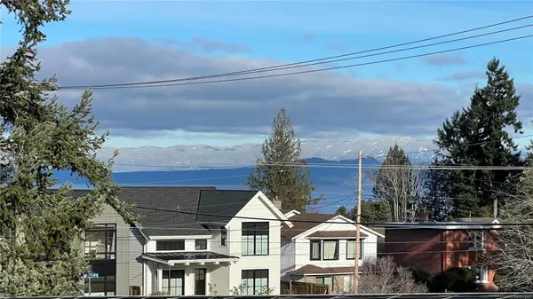 Qualicum Beach, BC V9K 1H2,208 Mill Rd #5