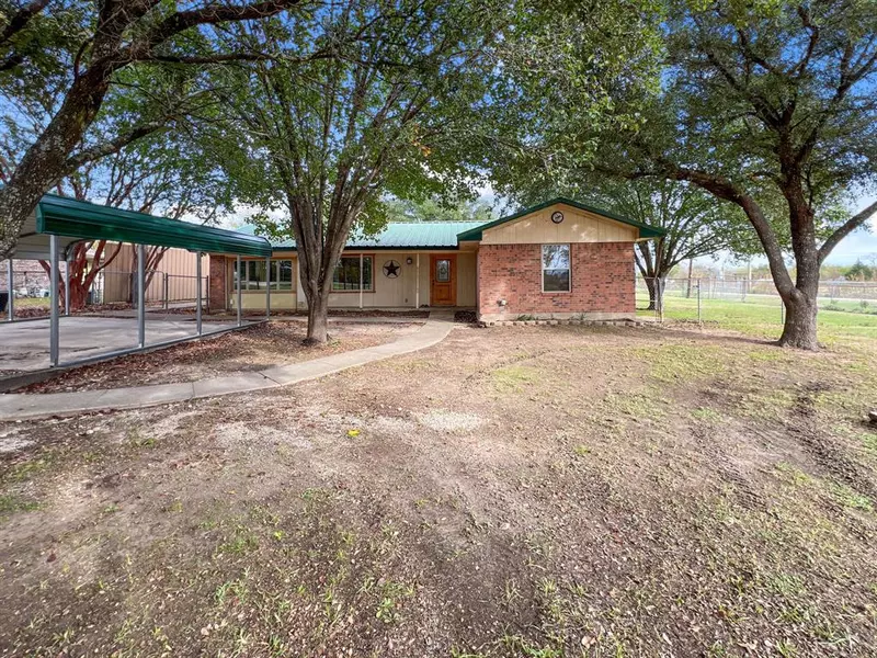 10120 County Road 390, Terrell, TX 75161