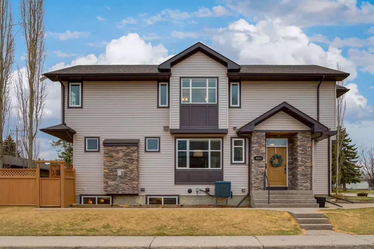 Calgary, AB T3E 0X1,4415 32 AVE SW