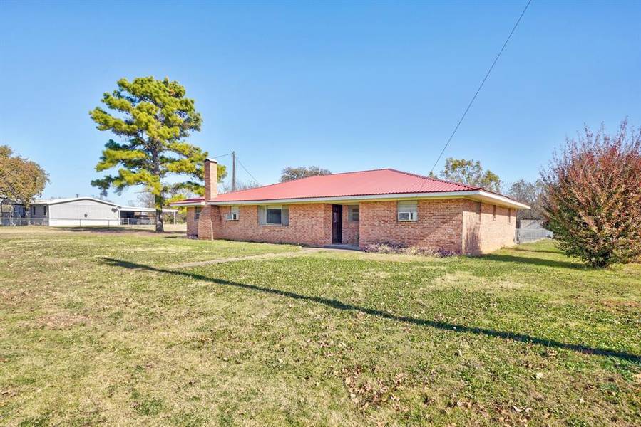 203 Washington Avenue, Strawn, TX 76067