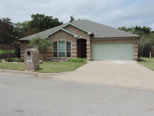 2226 Creek Side Drive, Weatherford, TX 76087