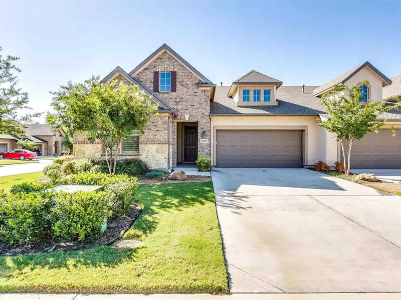 12501 Gritstone Drive, Denton, TX 76207