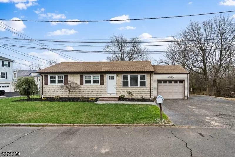 53 May Pl, Manville Boro, NJ 08835