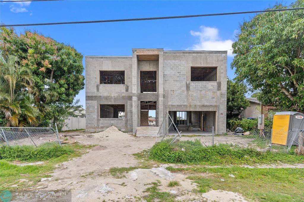 2811 Mckinley St, Hollywood, FL 33020