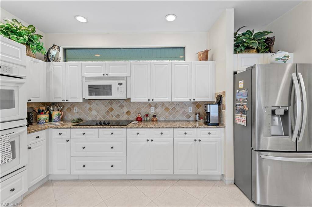 Naples, FL 34120,461 33rd AVE NE