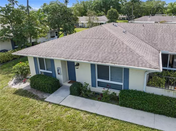 63 Glades BLVD 3, Naples, FL 34112