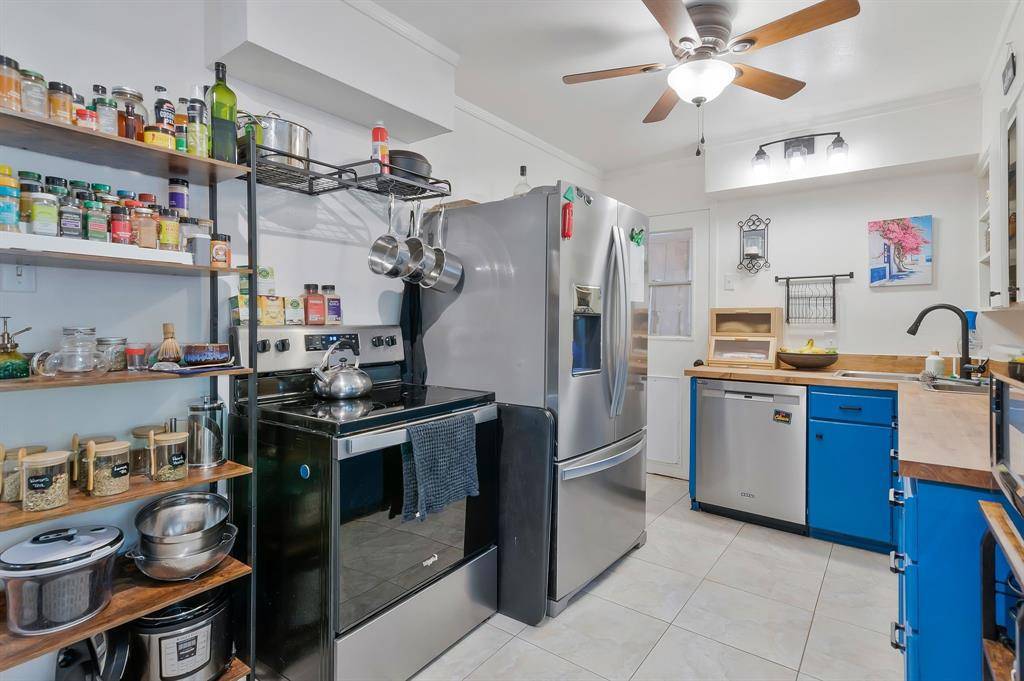 Euless, TX 76039,406 Midway Drive W
