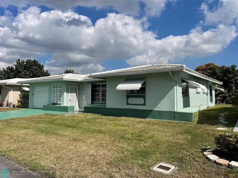 5714 NW 69th Ave, Tamarac, FL 33321