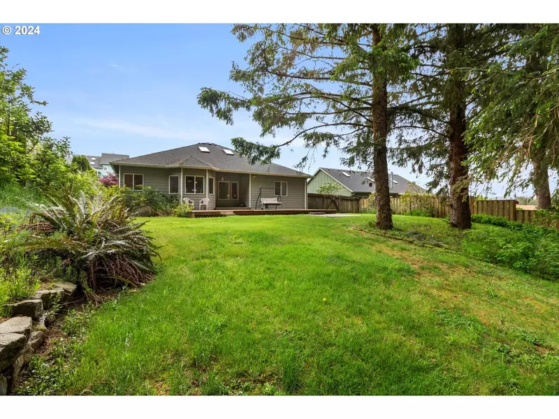 2448 NE VOYAGE LOOP, Lincoln City, OR 97367