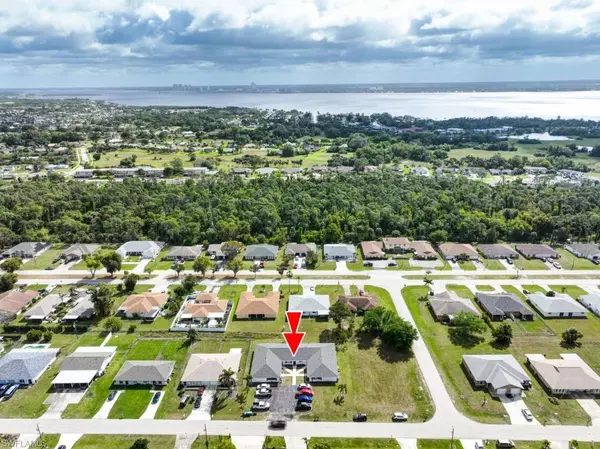 Cape Coral, FL 33990,937 23rd PL 1-5