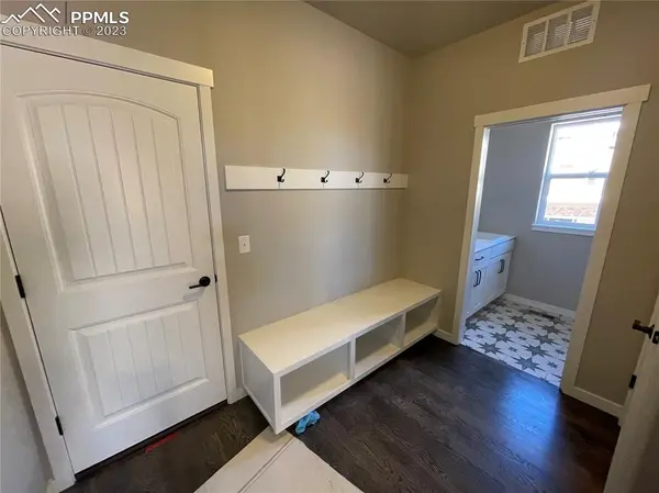 5425 Mesa Top DR, Monument, CO 80132