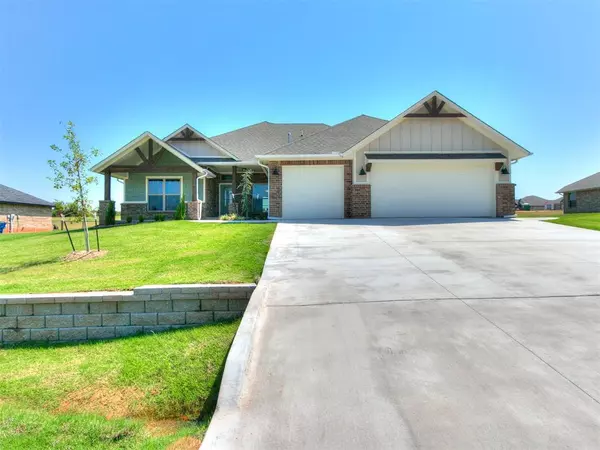 2818 Redwood Court, Newcastle, OK 73065