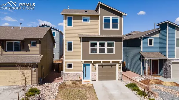 816 Endeavor WAY, Colorado Springs, CO 80915