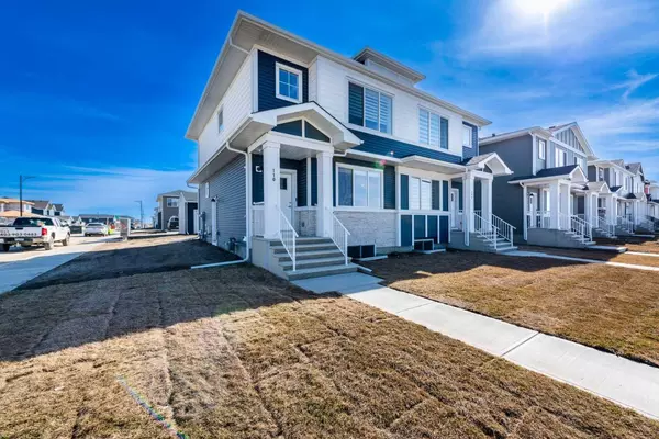 Chestermere, AB T1X 2T1,110 Chelsea Mews