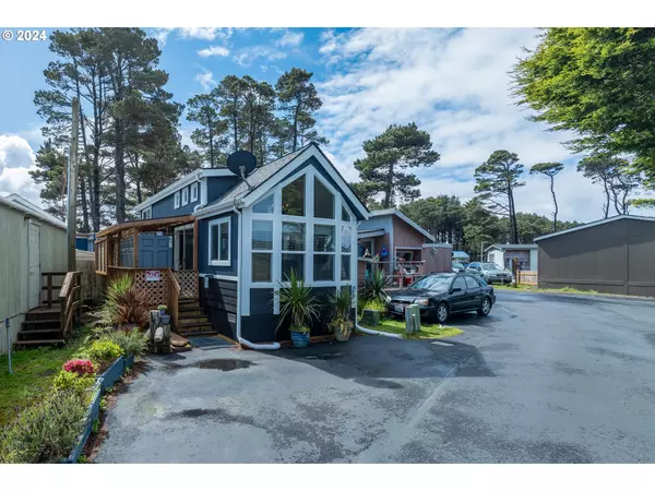 Depoe Bay, OR 97341,4875 N HIGHWAY 101 #38