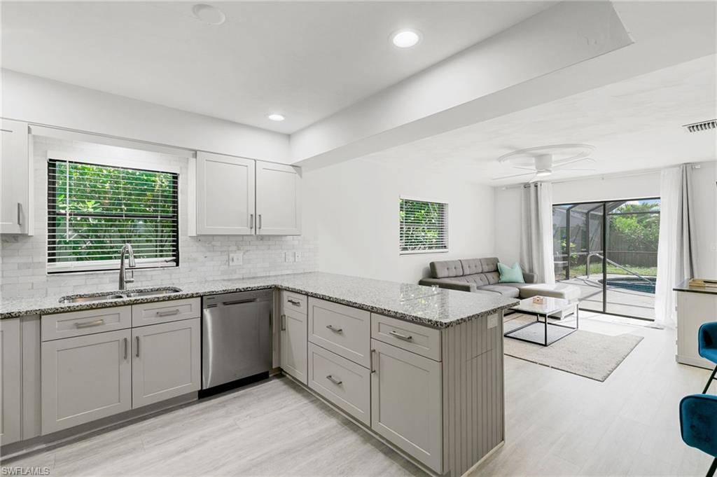 Naples, FL 34108,758 103rd AVE N
