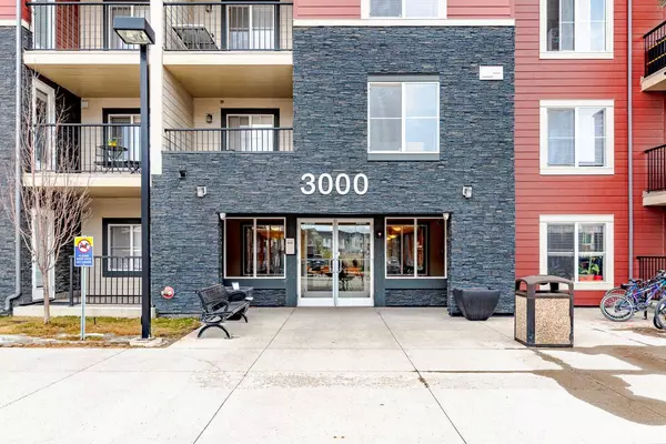 Calgary, AB T2X 2B9,81 Legacy BLVD SE #3303