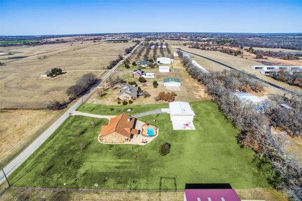 200 Mcvoid Road, Springtown, TX 76082