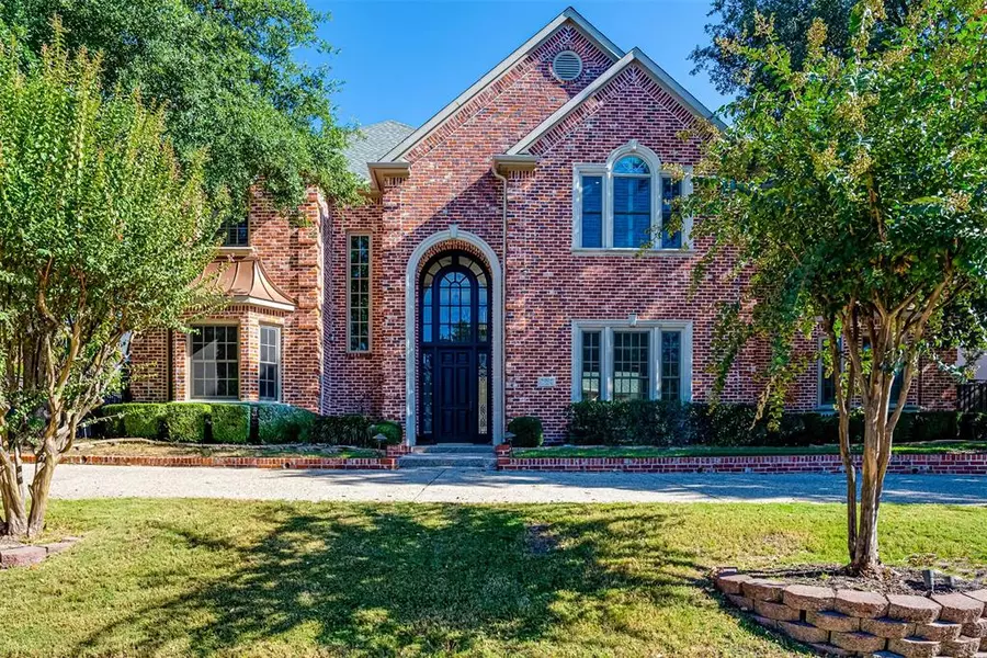 3512 TWIN LAKES Way, Plano, TX 75093