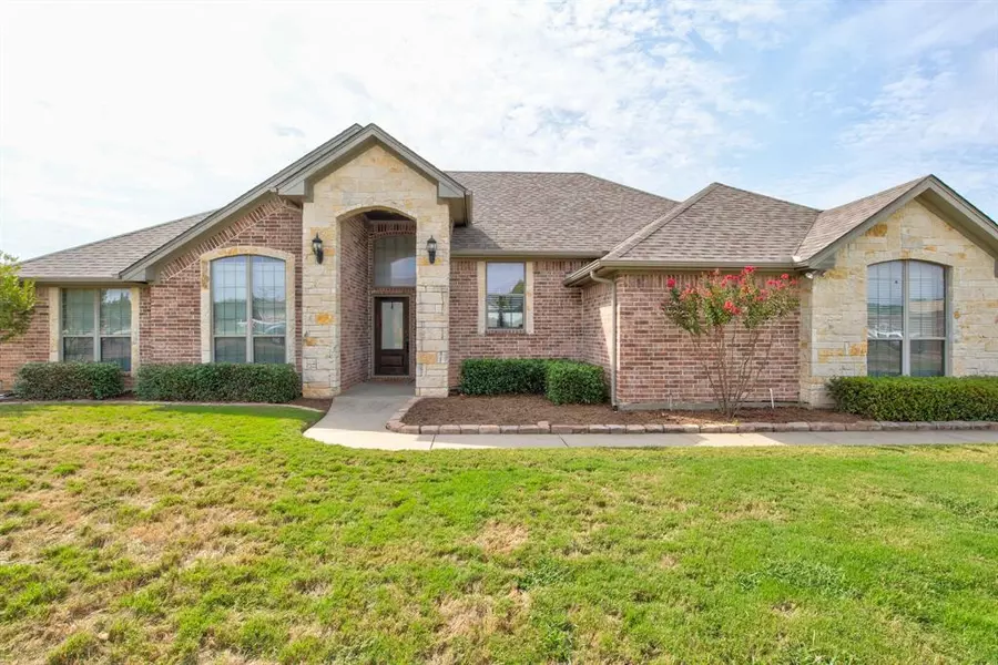 2903 Saunter Lane, Granbury, TX 76049