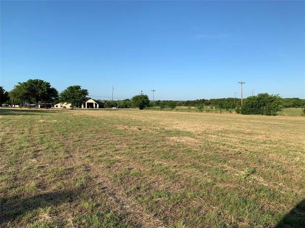 1370 Lipan Highway, Granbury, TX 76048