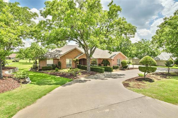 5704 Tee Box Court, Granbury, TX 76049