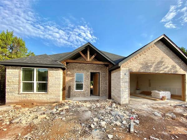 2618 Austin Drive, Granbury, TX 76048