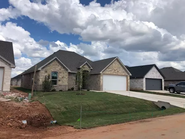 Granbury, TX 76049,3313 Arrow Creek Drive