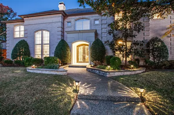 Plano, TX 75093,3904 Dove Creek Lane