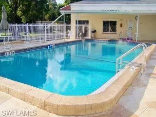 Naples, FL 34114,587 Palm DR