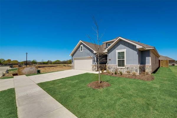 Pilot Point, TX 76258,105 Maverick Lane