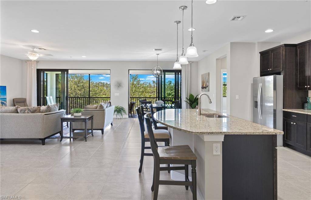 1602 Oceania DR S 201, Naples, FL 34113