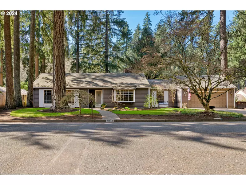 18949 INDIAN CREEK AVE, Lake Oswego, OR 97035