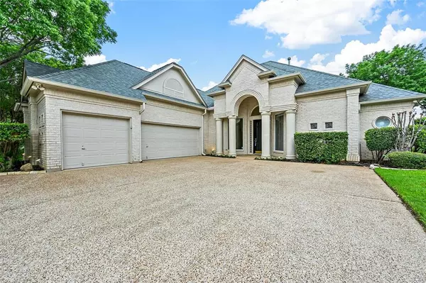 4713 Greenway Court, North Richland Hills, TX 76180