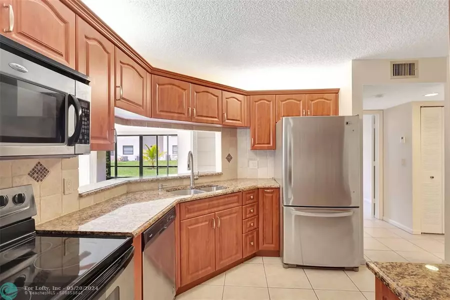 23 Via De Casas Sur  #103, Boynton Beach, FL 33426