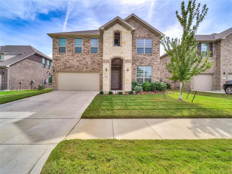 2802 Spirit Woods Lane, Arlington, TX 76001