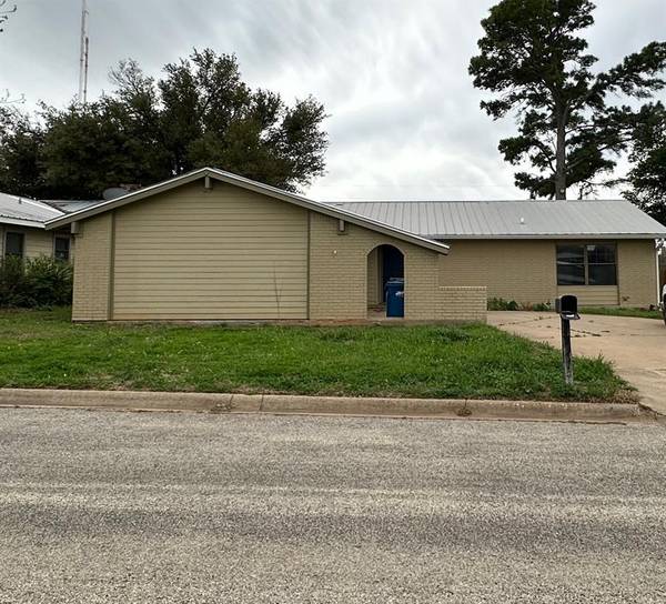 2305 Sha Lane, Breckenridge, TX 76424