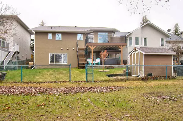 Airdrie, AB T4A 2A3,2319 Morris CRES SE