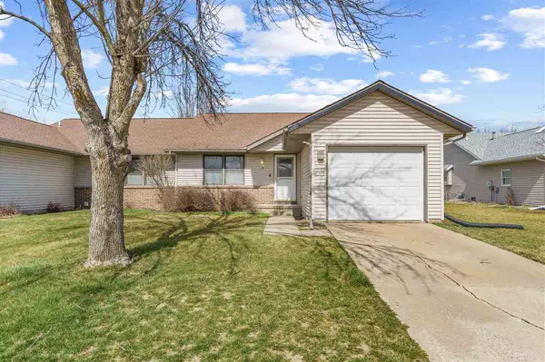 Iowa City, IA 52240,18 Blue Stem Ct