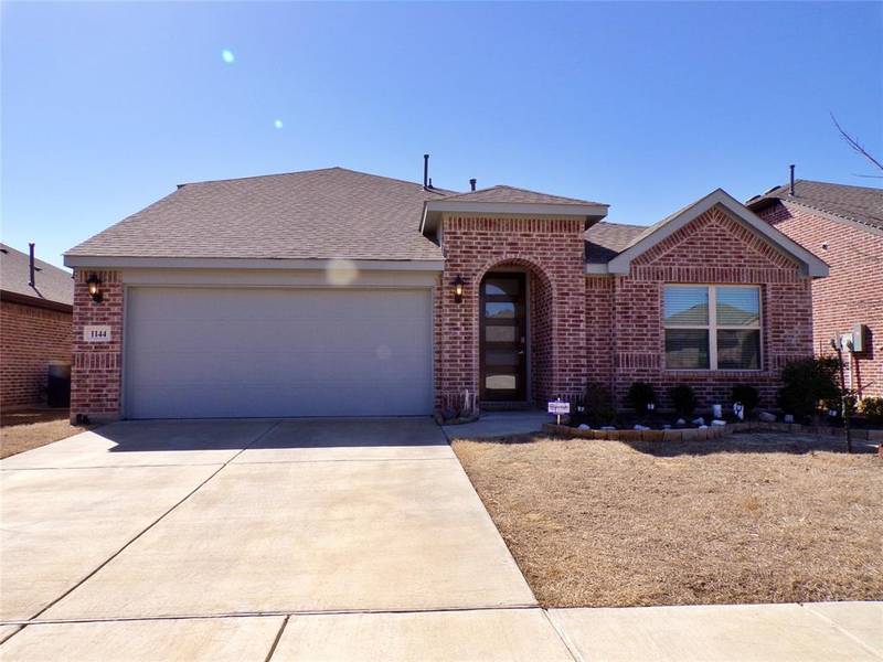 1144 Kingbird Lane, Alvarado, TX 76009