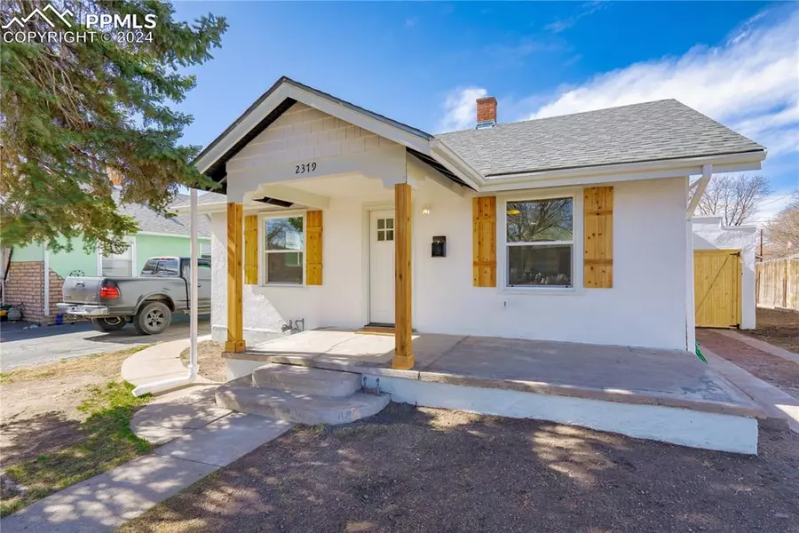 2319 Oakland AVE, Pueblo, CO 81004