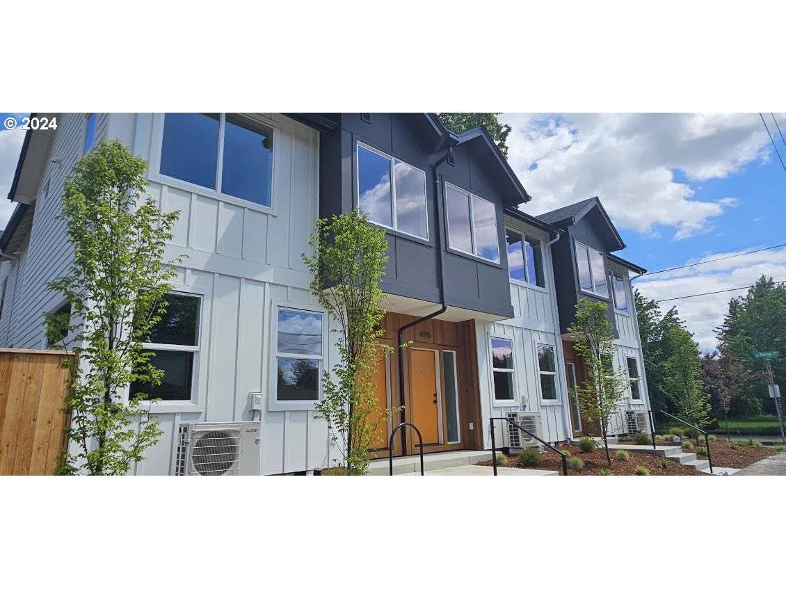 Portland, OR 97206,4196 SE 52nd AVE