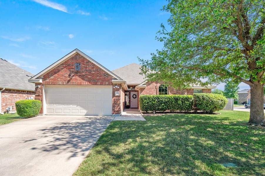 600 Cliffmere Drive, Arlington, TX 76002