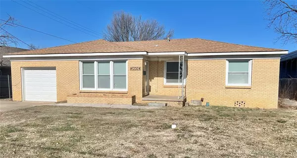 1200 E Gardena Street, Ada, OK 74820