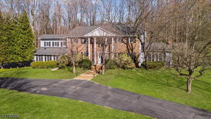 39 N Gate Rd, Mendham Twp., NJ 07945